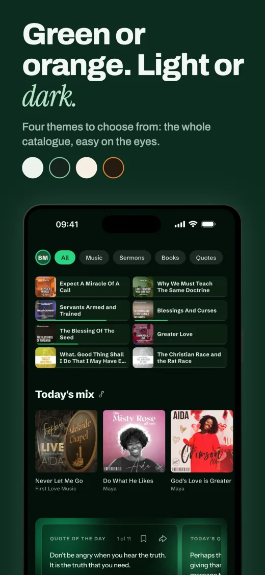 Four themes, green or orange, light or dark